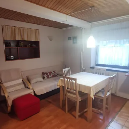 Апартаменты Sopar Шкофья-Лока