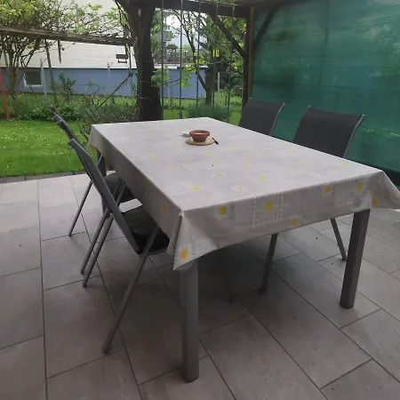 Апартаменты Sopar Шкофья-Лока